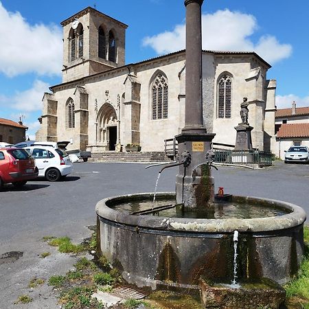 Jolie Maison De Bourg Tout Equipee 10Km D'Ambert Saint-Amant-Roche-Savine ห้อง รูปภาพ