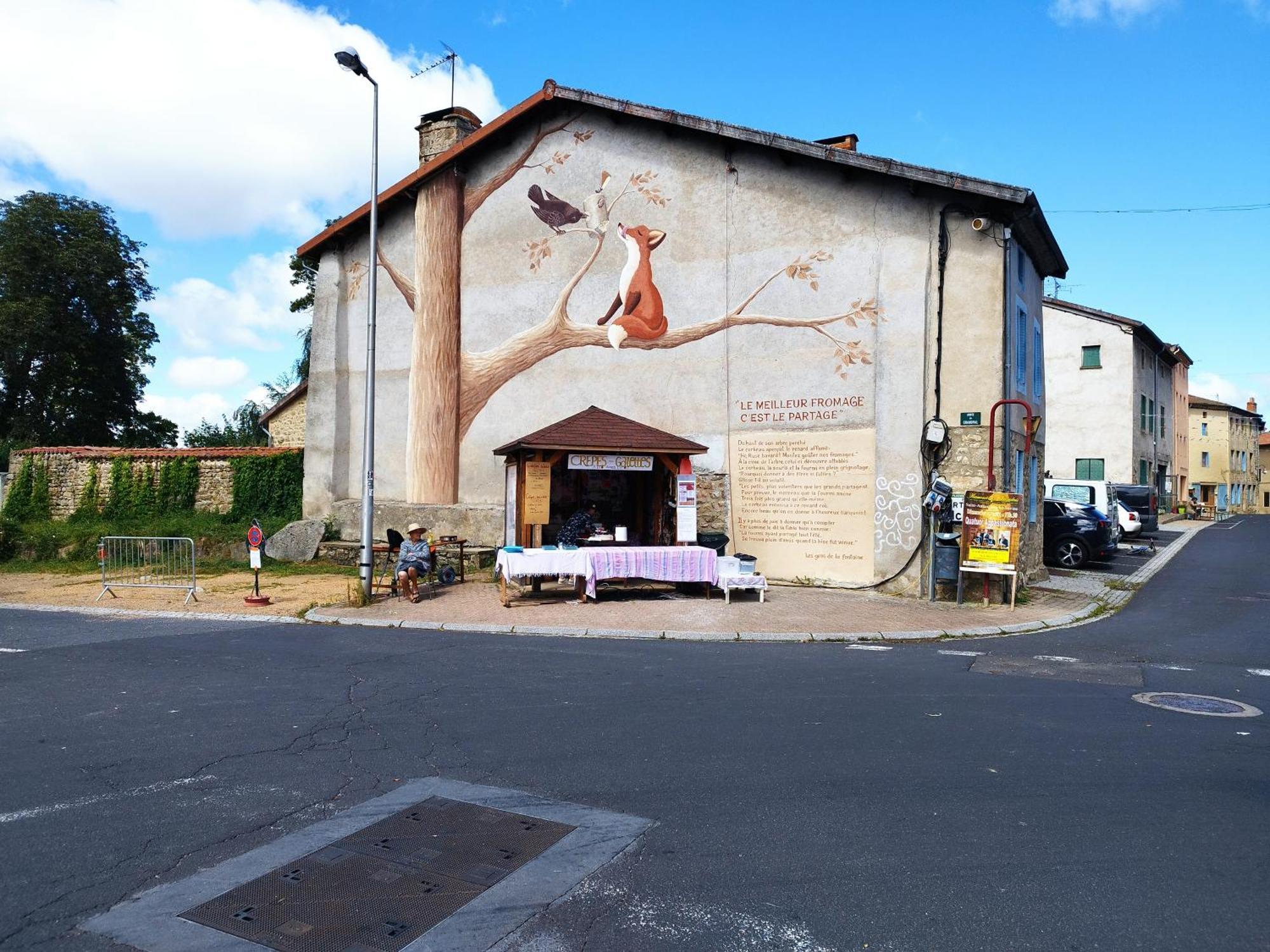 Jolie Maison De Bourg Tout Equipee 10Km D'Ambert Saint-Amant-Roche-Savine ห้อง รูปภาพ